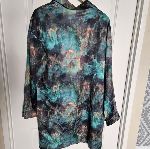 Pretty Little Thing Oversized Shirt SZ 14 - Picture 9 of 9